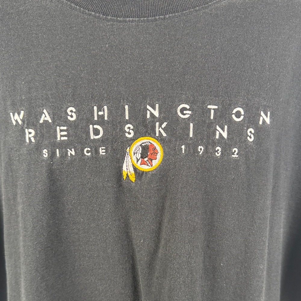 ✨3/$25✨ Washington Redskins Black Short Sleeve Tee - XL - Picture 5 of 7